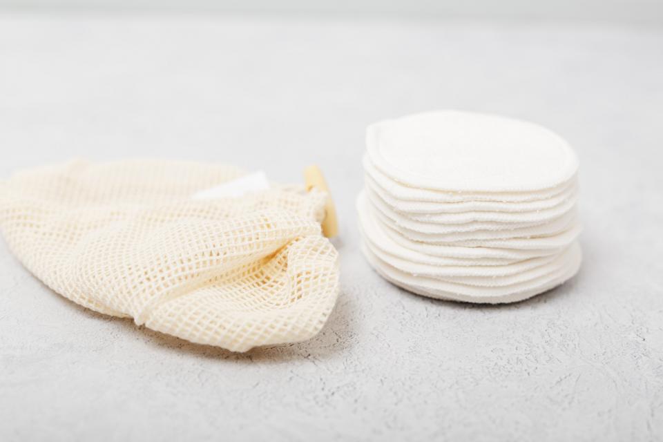 MakeUp Remover Pads with Wash Bag x16